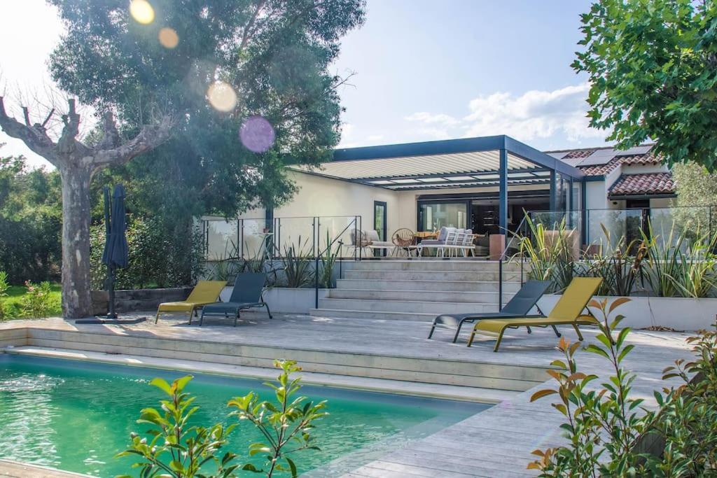 Villa Des Jacinthes Tarascon Extérieur photo