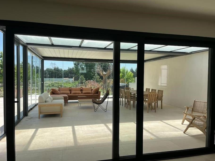 Villa Des Jacinthes Tarascon Extérieur photo