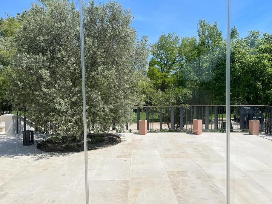 Villa Des Jacinthes Tarascon Extérieur photo