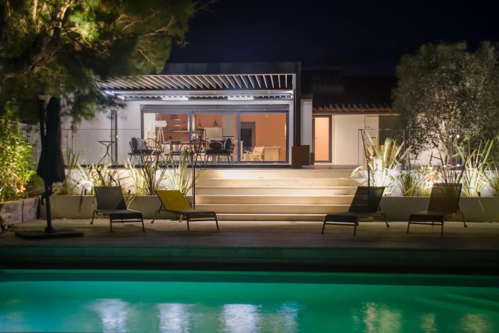 Villa Des Jacinthes Tarascon Extérieur photo